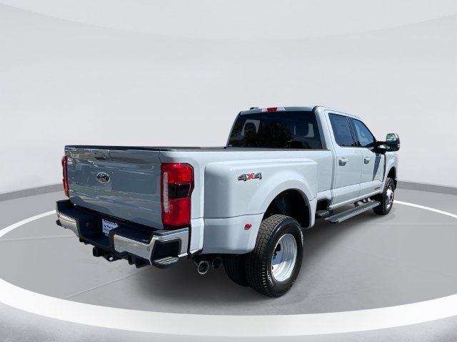 New 2026 Ford F350 XLT w/ XLT Premium Package AWD/4WD image 4