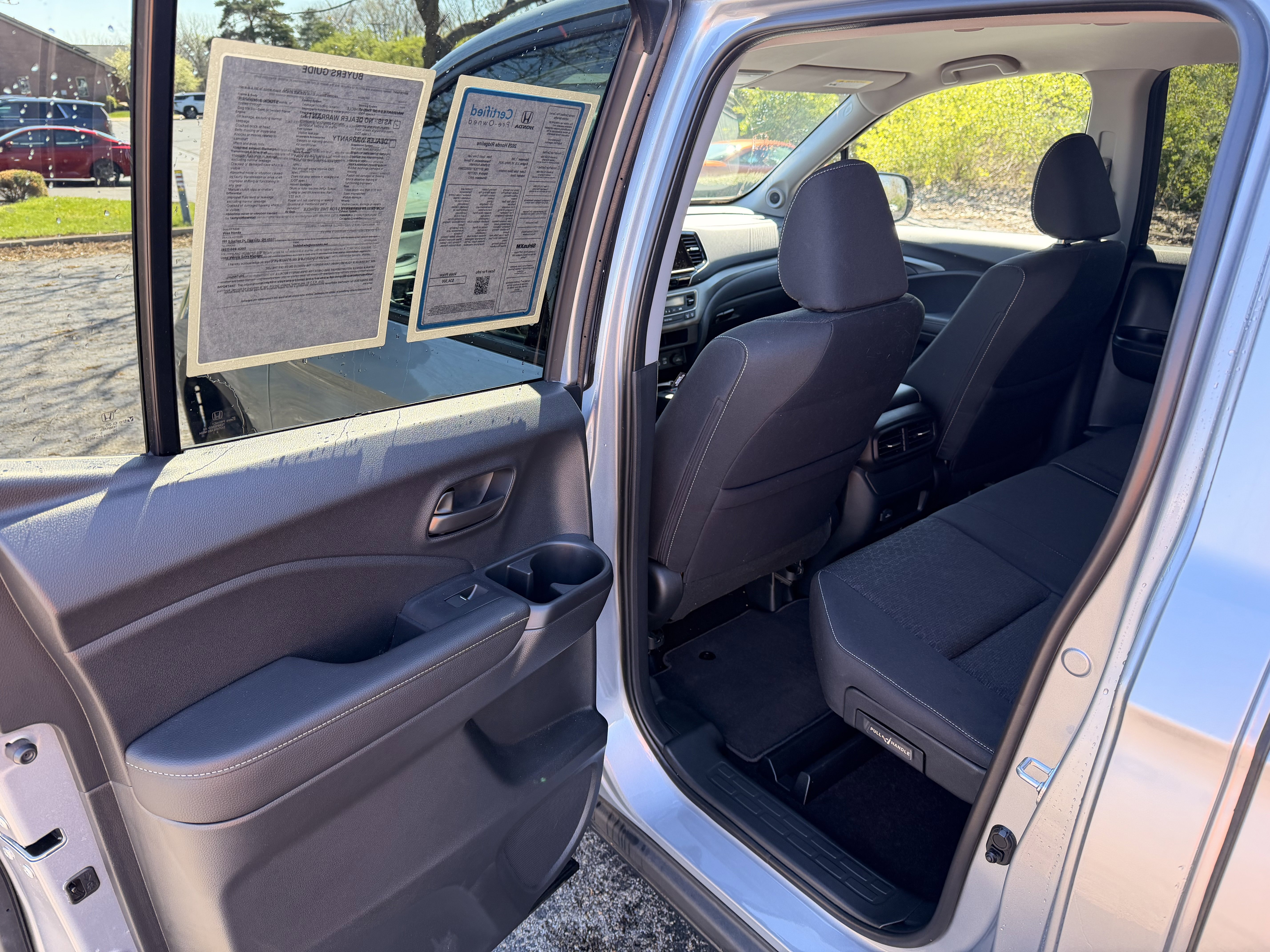 Used 2025 Honda Ridgeline Sport image 11