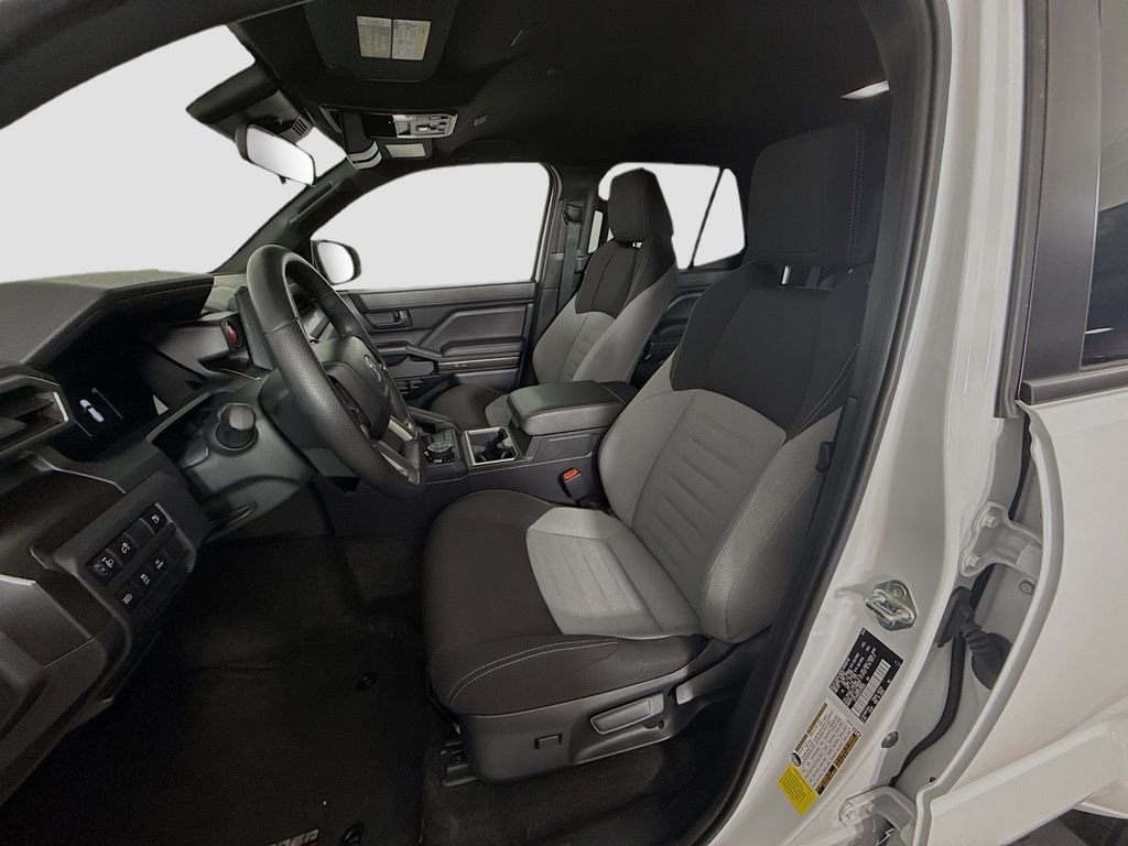 Used 2025 Toyota 4Runner TRD Off-Road AWD/4WD image 14