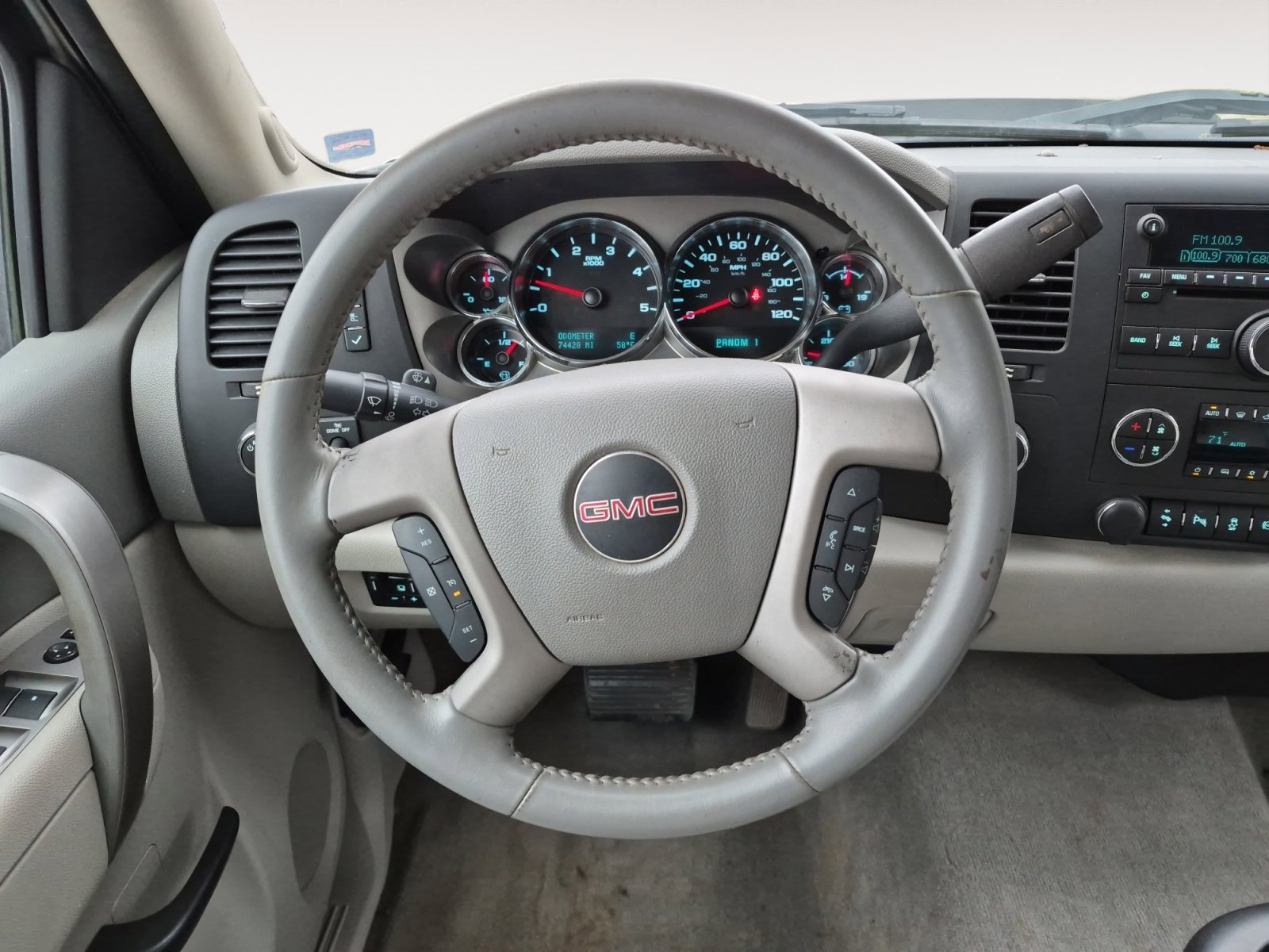 Used 2014 GMC Sierra 2500 SLE w/ Texas Edition image 13