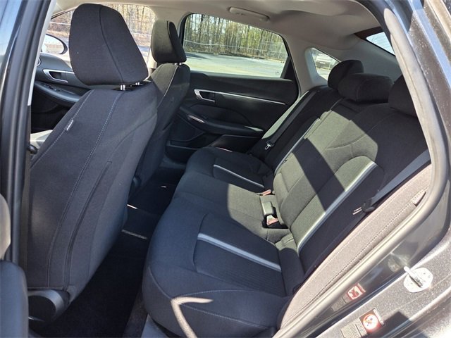 Used 2022 Hyundai Sonata SEL w/ Convenience Package image 6
