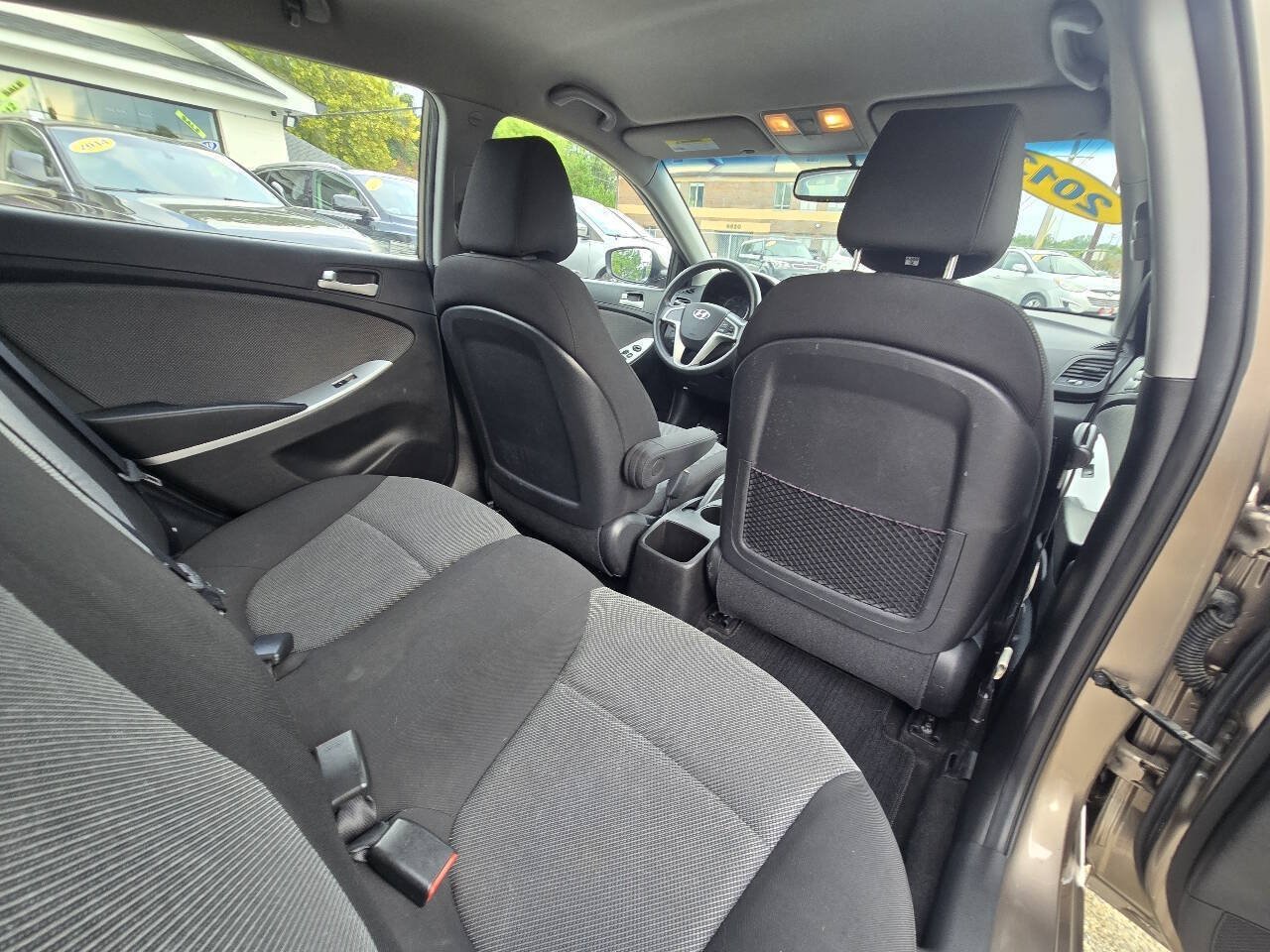 Used 2013 Hyundai Accent GS FWD image 34