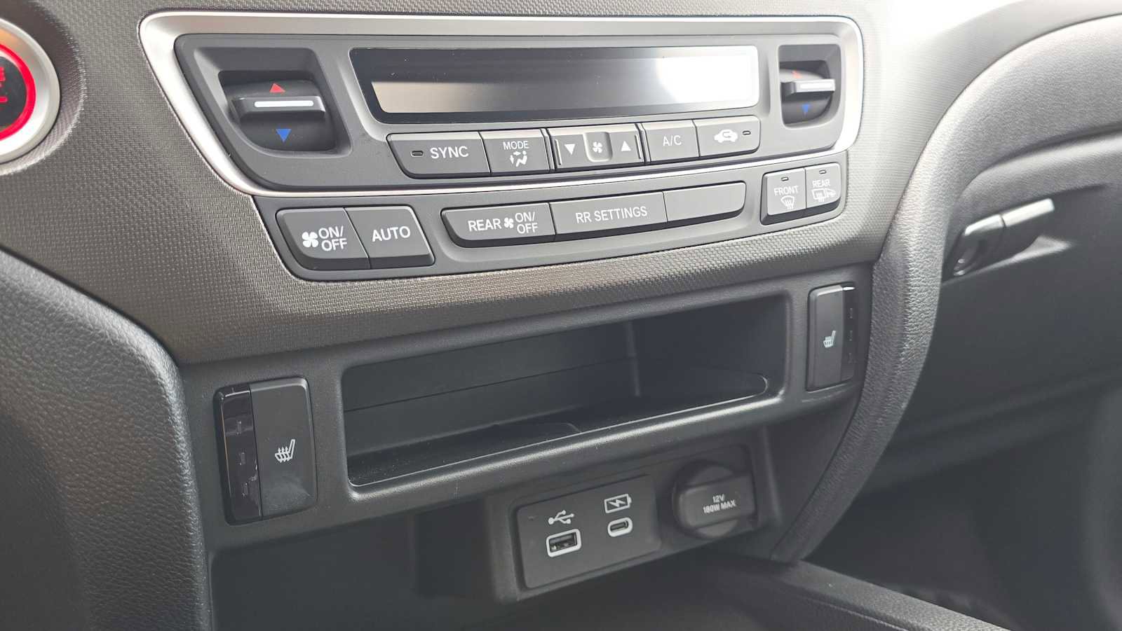 Used 2025 Honda Passport TrailSport image 33