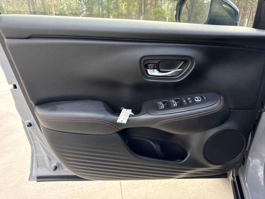 Used 2024 Honda HR-V Sport image 14