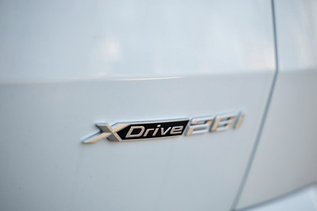 New 2026 BMW X2 xDrive28i w/ Technology Package AWD/4WD image 10