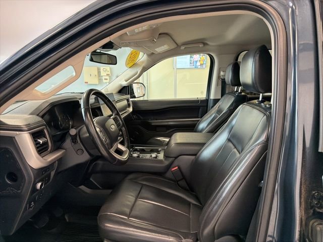 Used 2022 Ford Expedition Max XLT image 11
