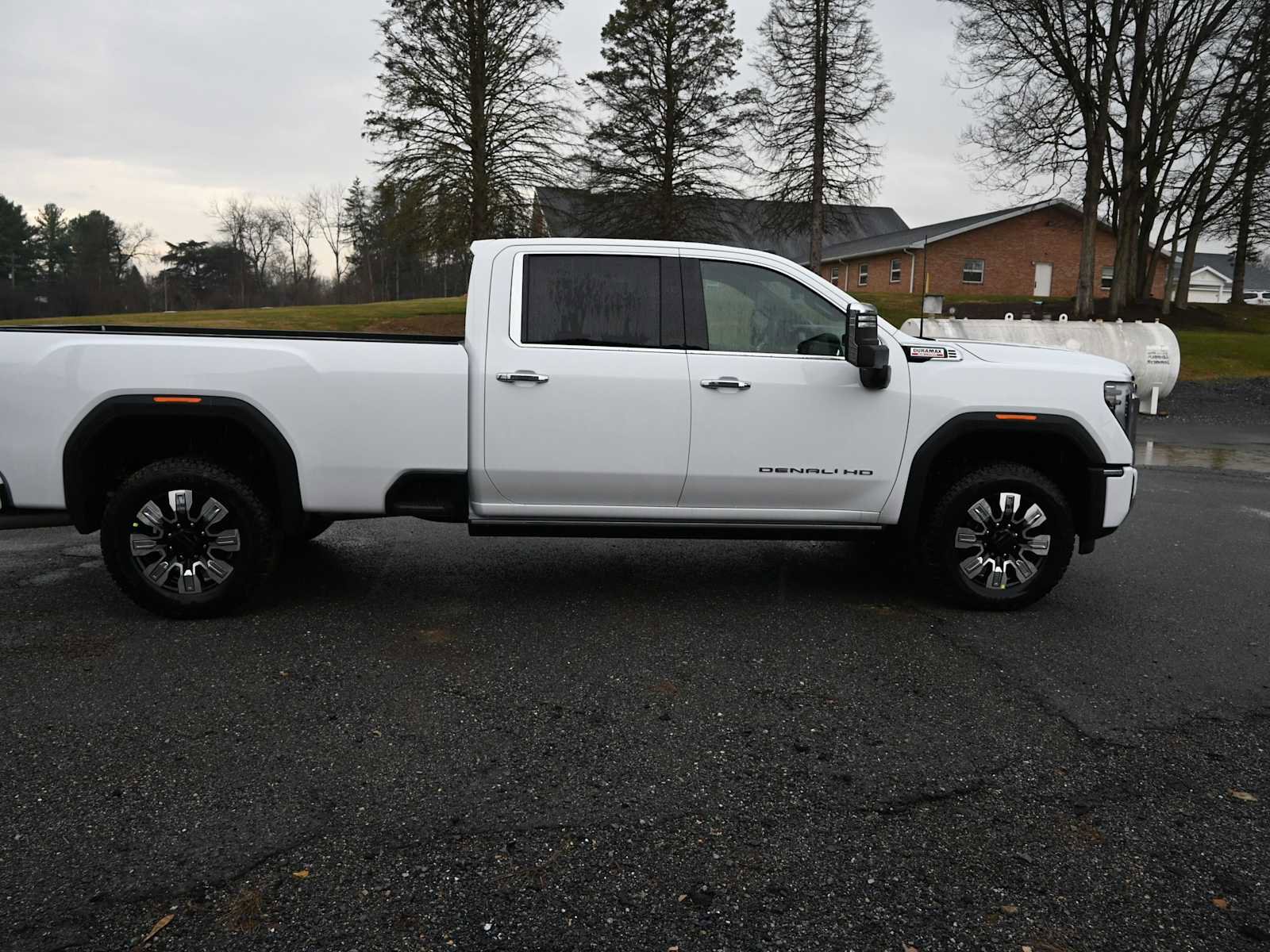 New 2026 GMC Sierra 3500 Denali w/ Denali Reserve Package image 8