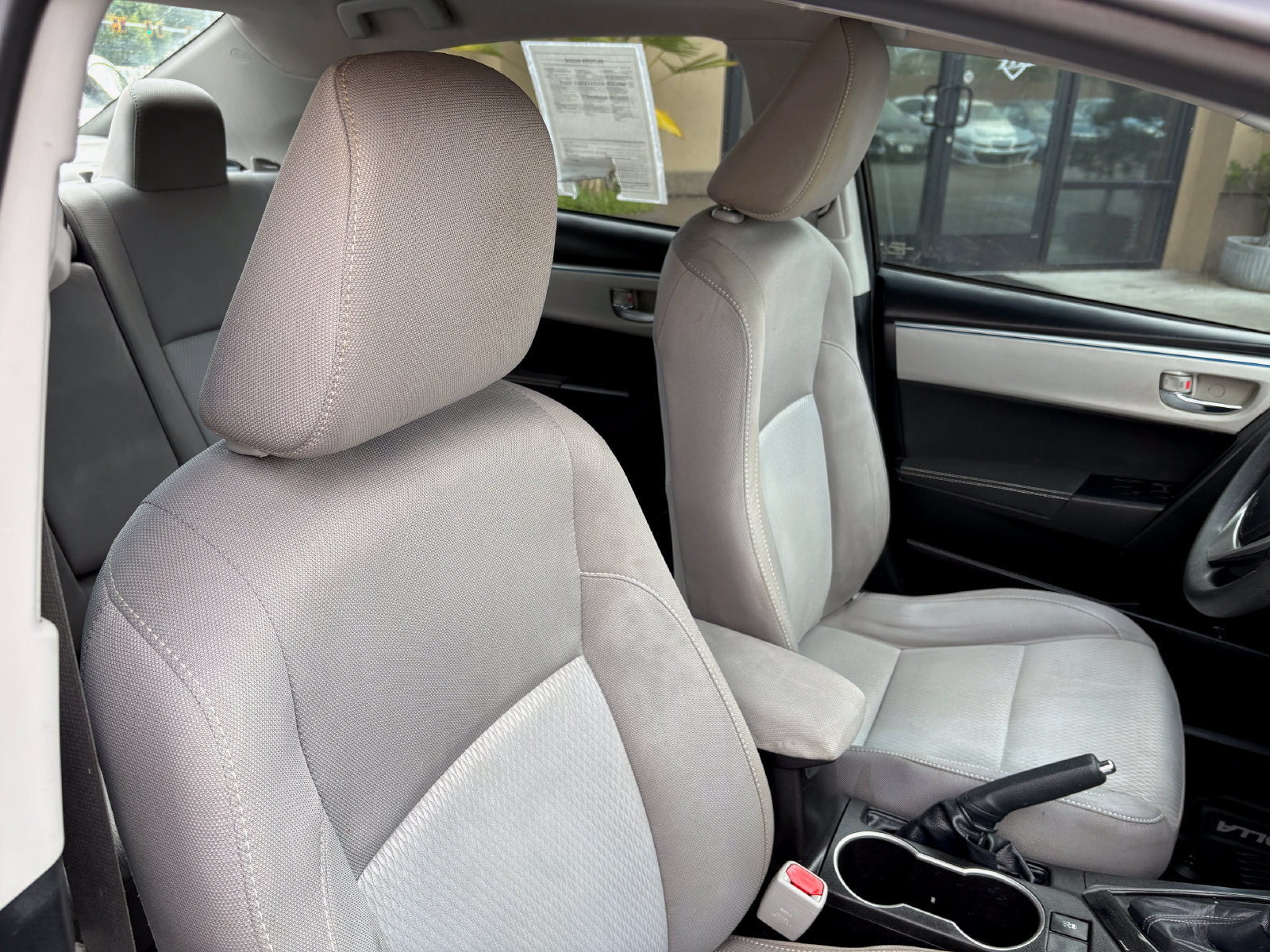 Used 2016 Toyota Corolla LE FWD image 22