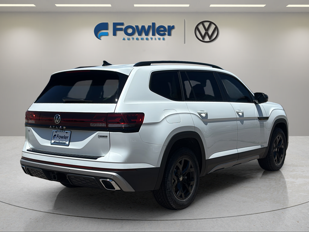 New 2026 Volkswagen Atlas Peak Edition AWD/4WD image 7