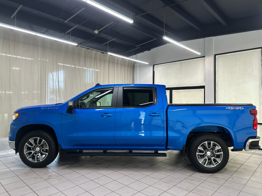 Used 2026 Chevrolet Silverado 1500 LT AWD/4WD image 11