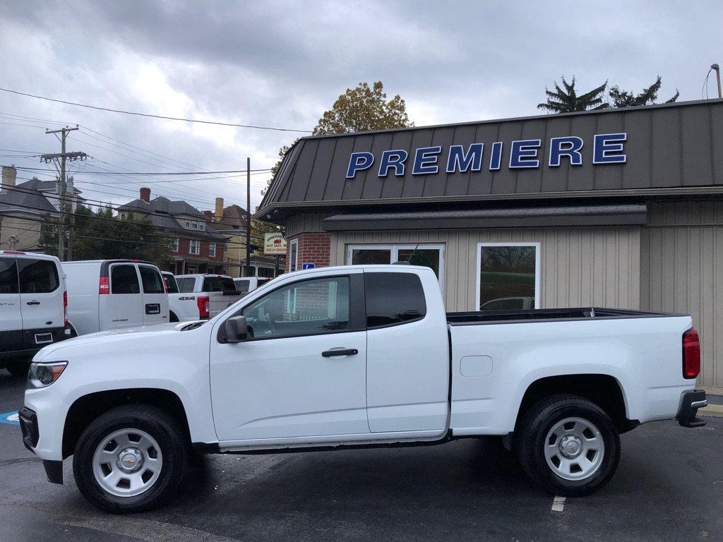 Used 2022 Chevrolet Colorado W/T RWD image 3