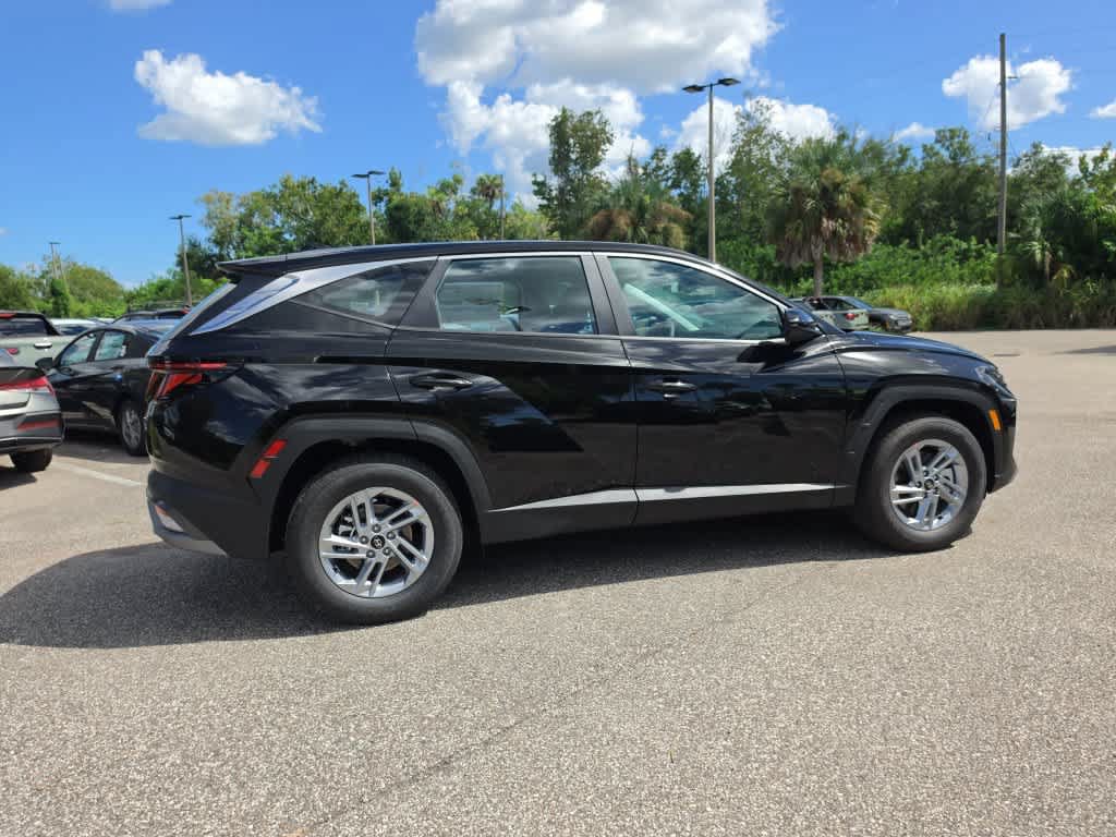 New 2026 Hyundai Tucson SE FWD image 8