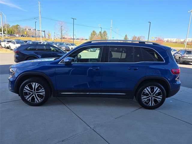 Used 2026 Mercedes-Benz GLB 250 4MATIC image 9