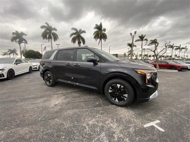 New 2026 Kia Carnival LXS
