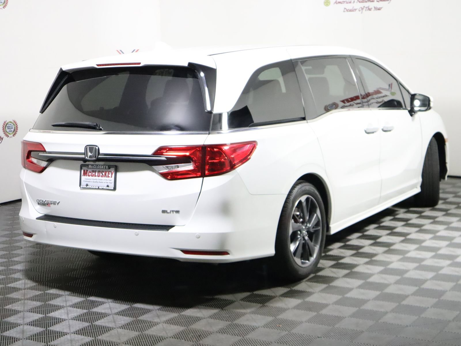Used 2022 Honda Odyssey Elite image 5