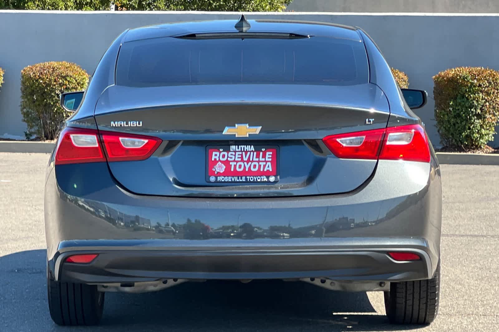 Used 2018 Chevrolet Malibu LT FWD image 8