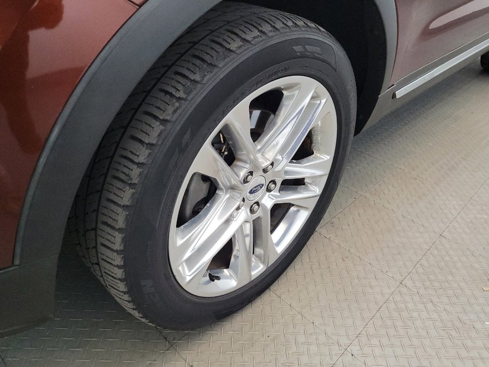 Used 2016 Ford Explorer Limited AWD/4WD image 31