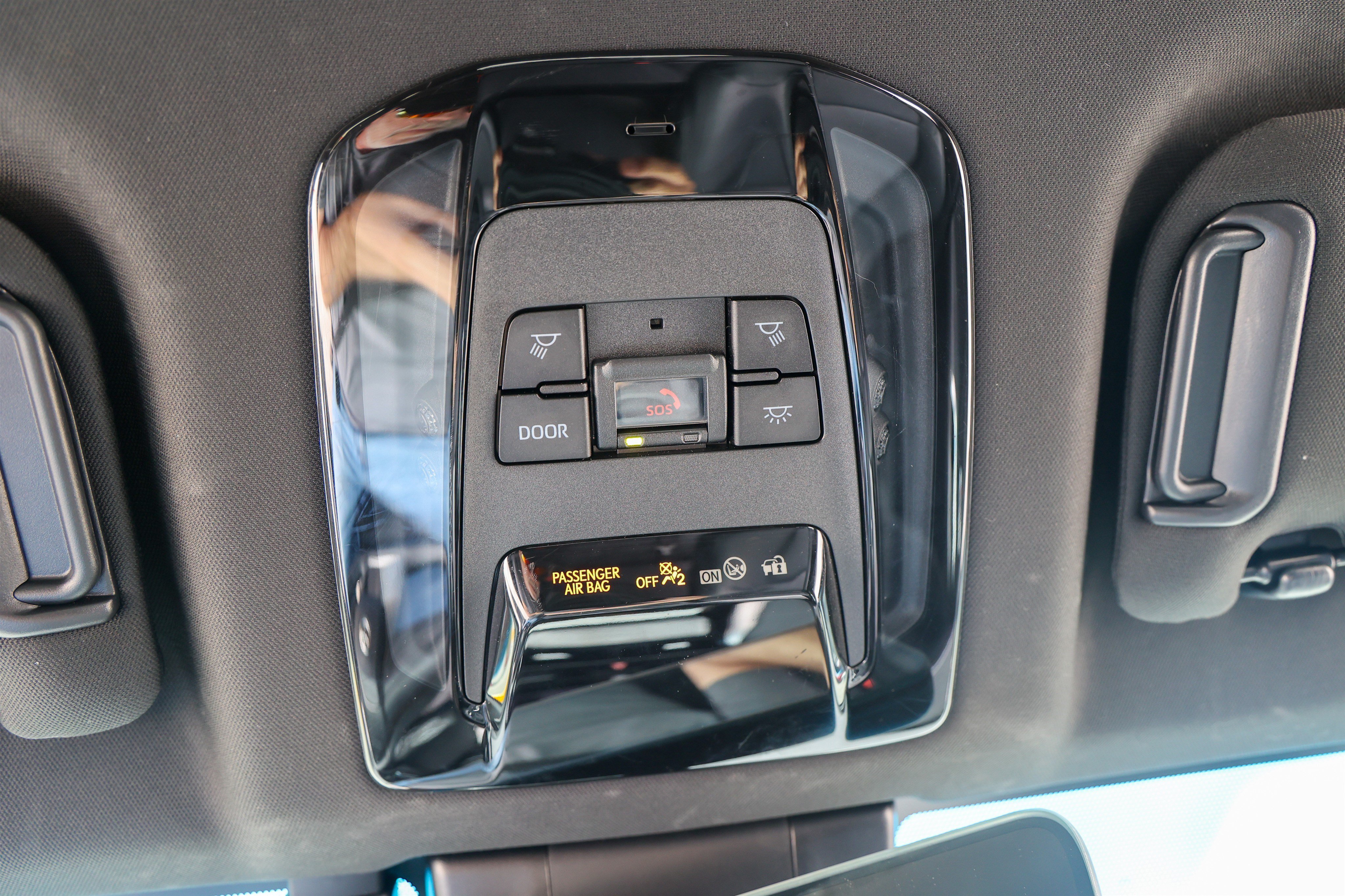 Certified 2024 Toyota Venza XLE AWD/4WD image 56