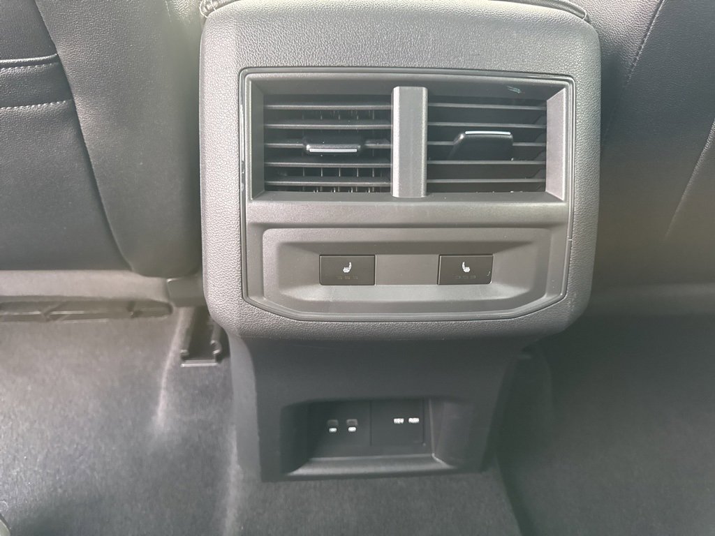 Used 2021 Volkswagen Atlas Cross Sport SEL Premium image 46