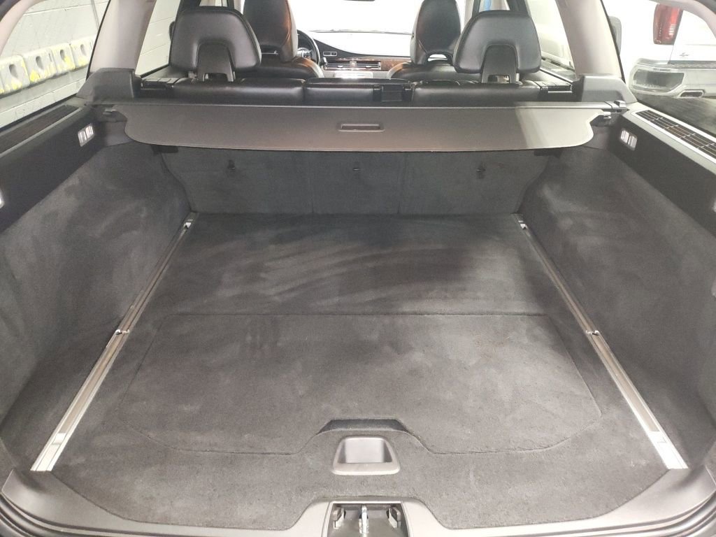 Used 2011 Volvo XC70 T6 image 7