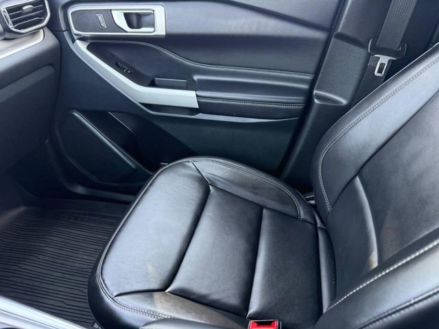 Used 2023 Ford Explorer XLT w/ Equipment Group 202A image 23