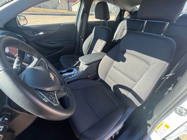 Used 2025 Chevrolet Malibu RS image 6