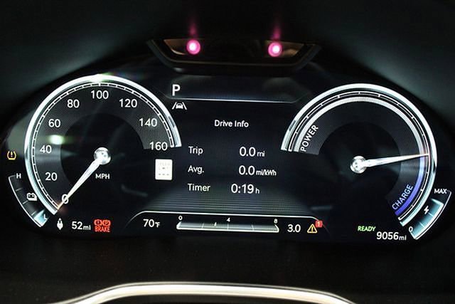 Used 2023 Genesis G80 Base image 30