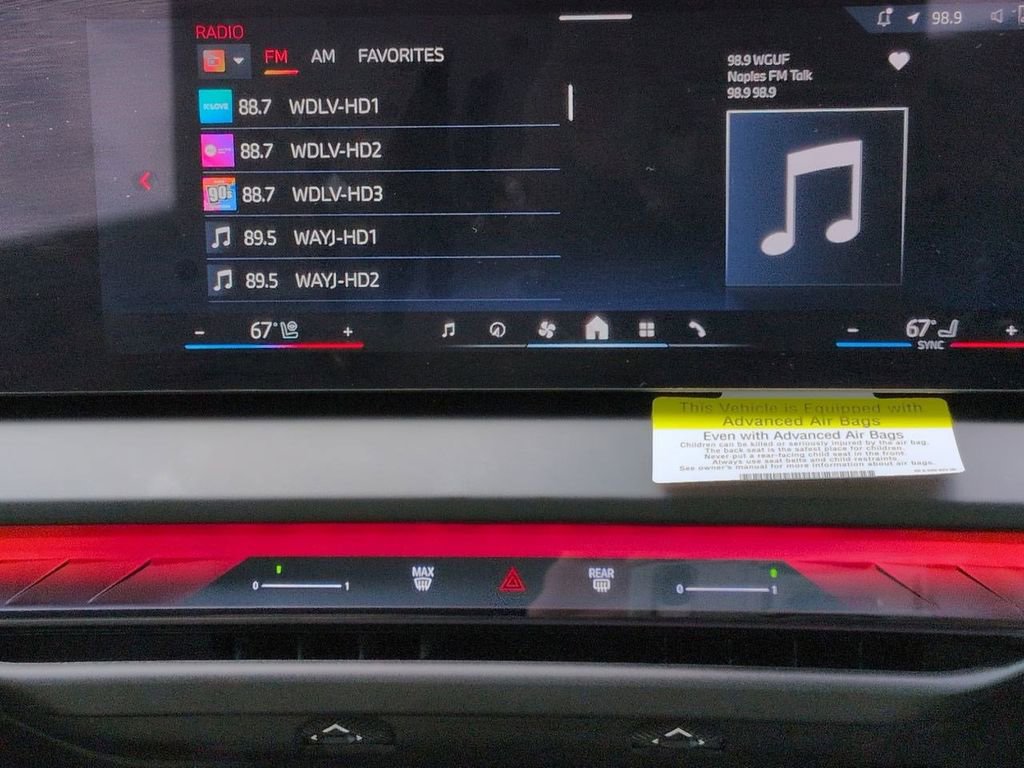 New 2025 BMW X3 xDrive30i w/ Convenience Package image 18