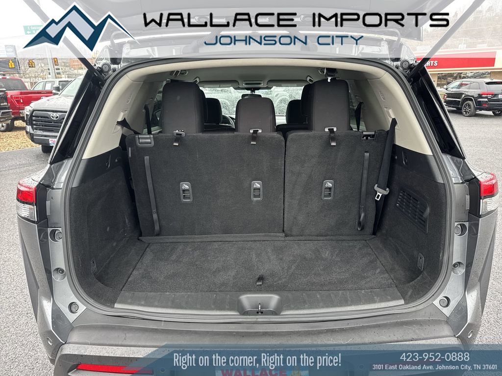 Used 2024 Nissan Pathfinder S image 43
