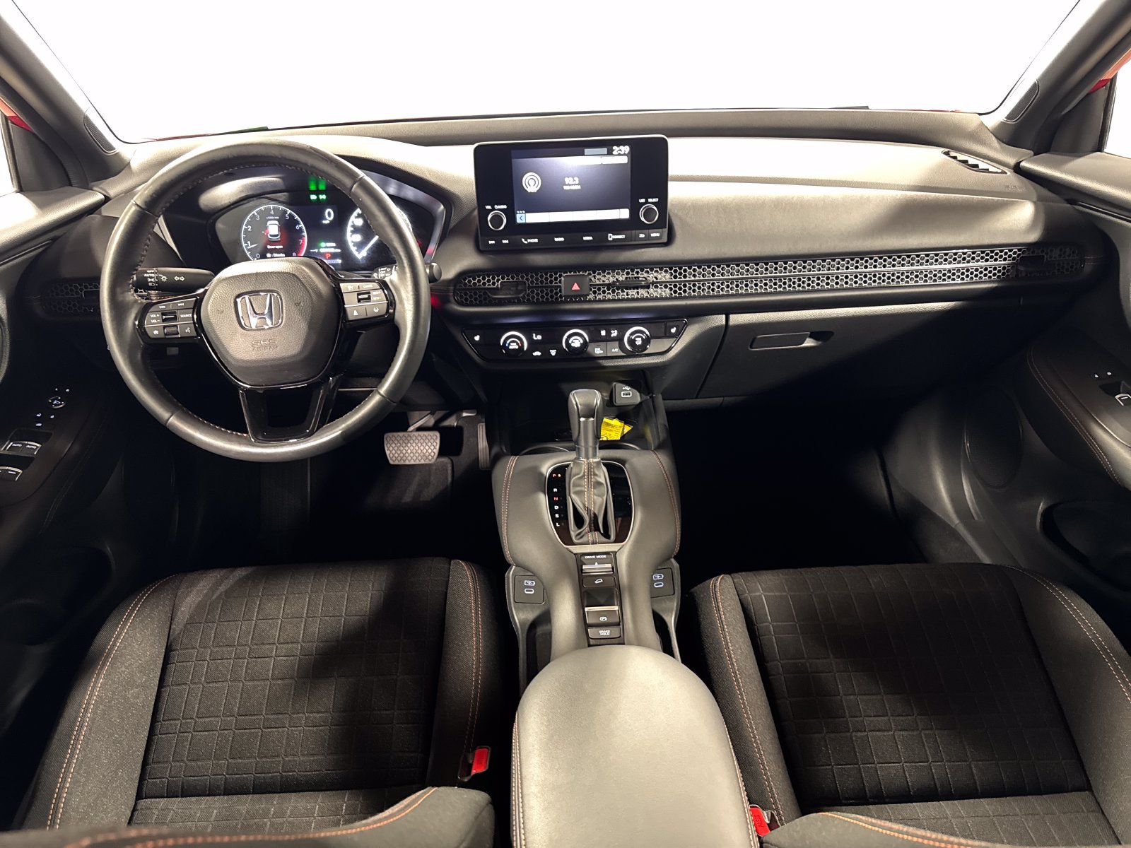 Used 2024 Honda HR-V Sport image 4