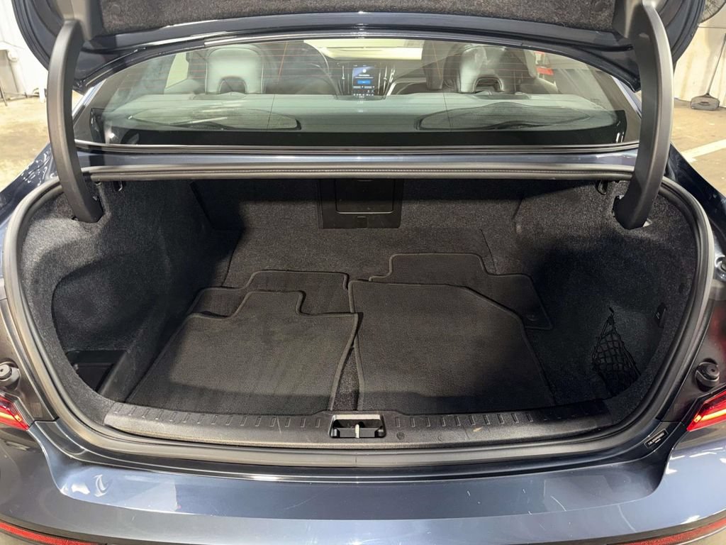 Used 2023 Volvo S60 B5 Ultimate w/ Climate Package AWD/4WD image 17