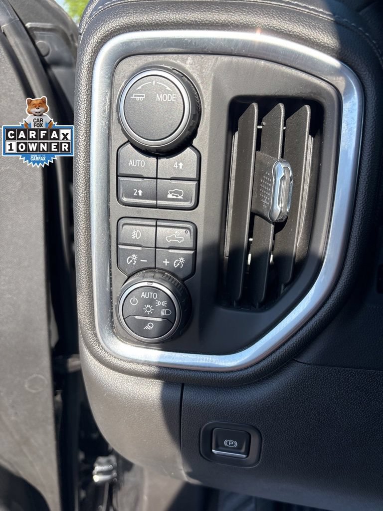 Used 2021 Chevrolet Silverado 1500 LTZ w/ Technology Package AWD/4WD image 15