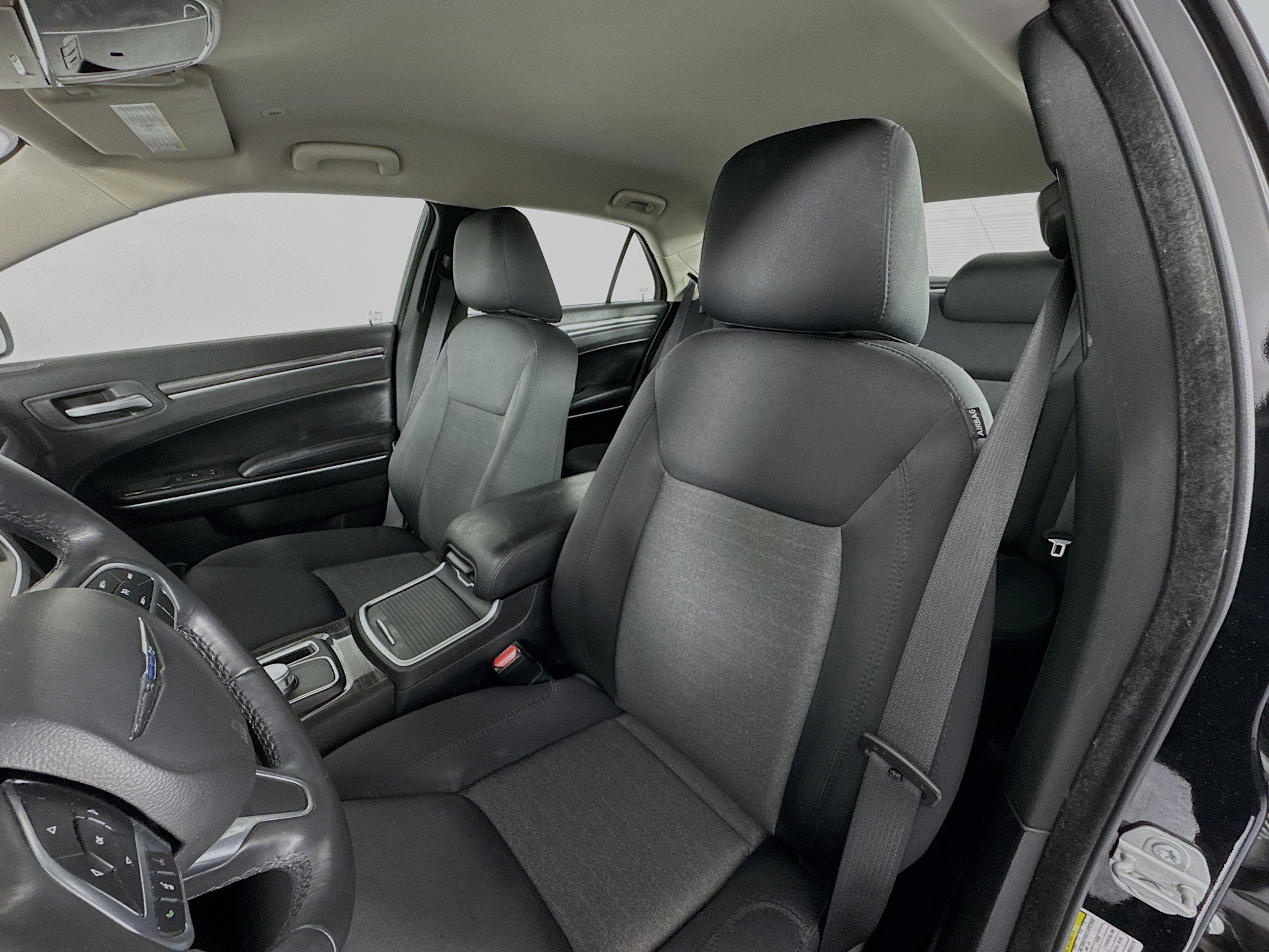 Used 2021 Chrysler 300 Touring w/ Sport Appearance Package image 20