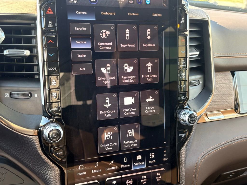 Used 2025 RAM 2500 Limited image 37