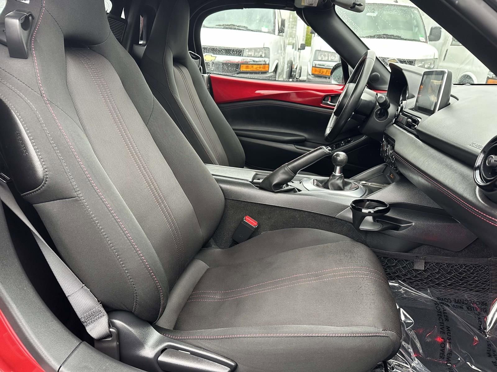 Used 2016 MAZDA MX-5 Miata Club RWD image 24