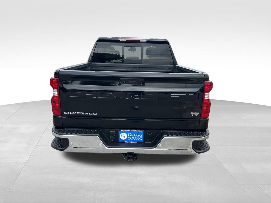 Used 2023 Chevrolet Silverado 1500 LT w/ Safety Package AWD/4WD image 5