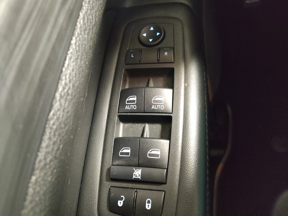 Used 2022 Jeep Grand Cherokee Laredo X image 27