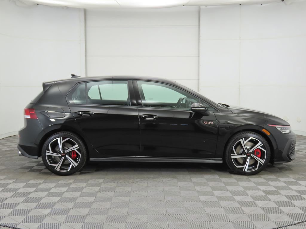 New 2026 Volkswagen GTI SE image 4