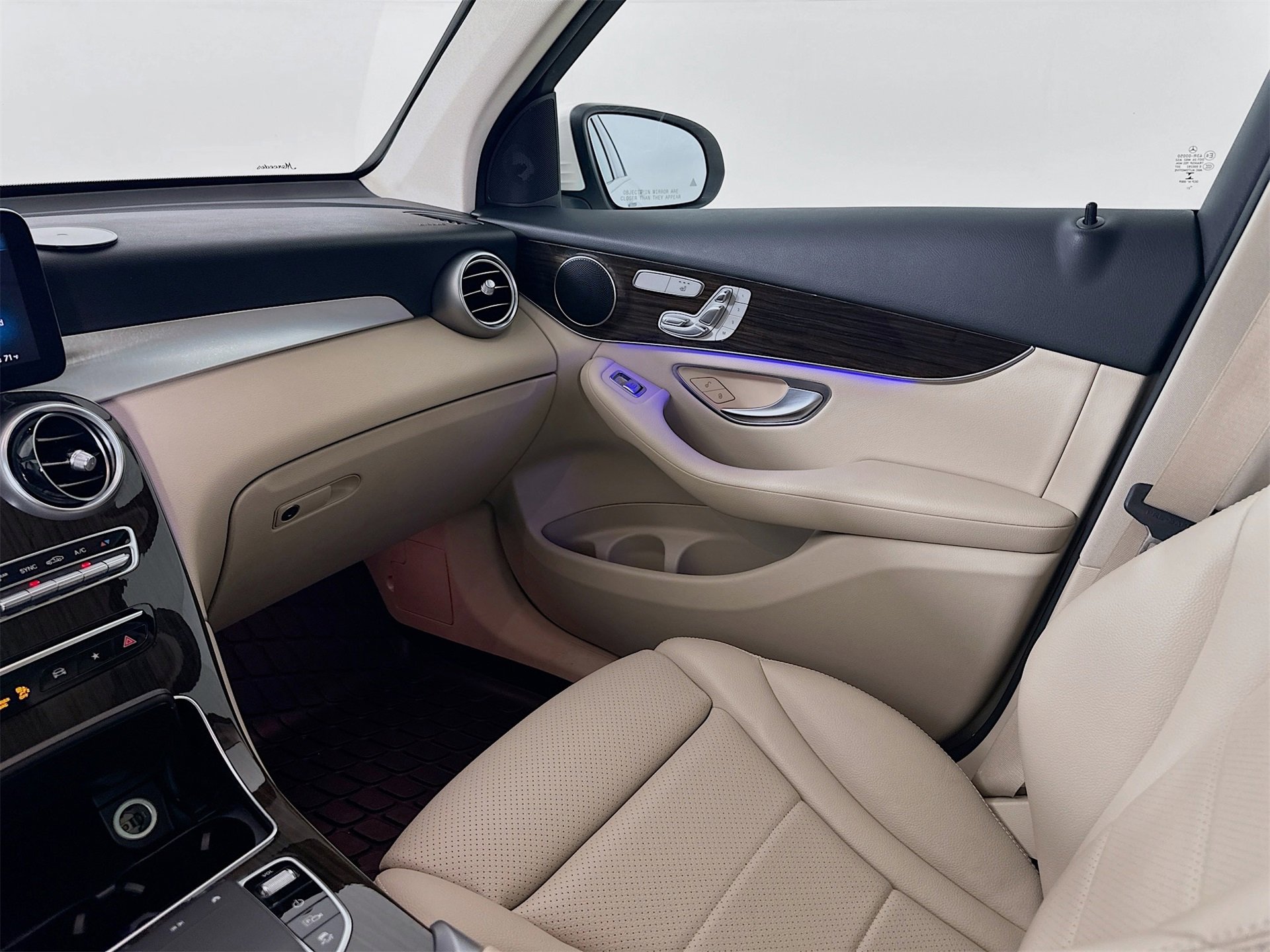 Certified 2021 Mercedes-Benz GLC 300 4MATIC image 25