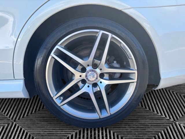 Used 2016 Mercedes-Benz E 350 4MATIC Sedan image 29