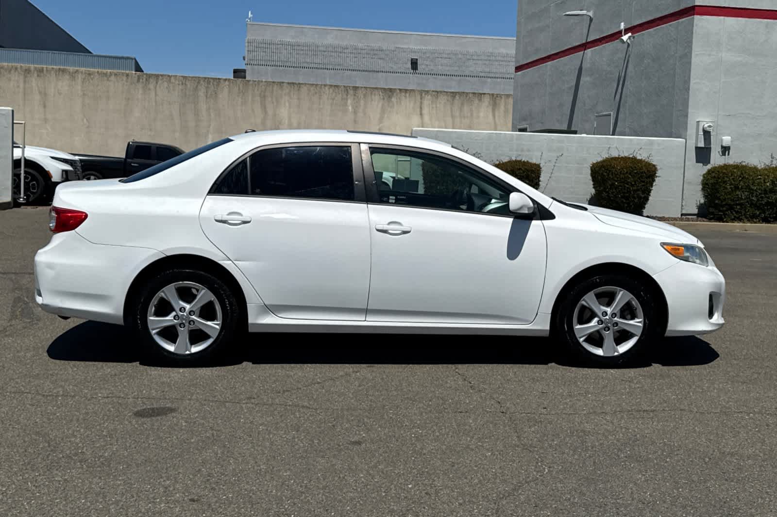 Used 2012 Toyota Corolla LE w/ Premium Pkg FWD image 6