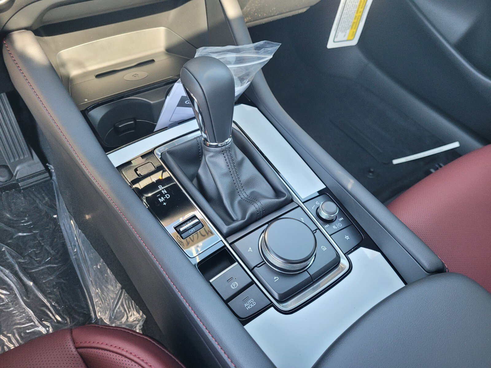 New 2026 MAZDA MAZDA3 Carbon image 25