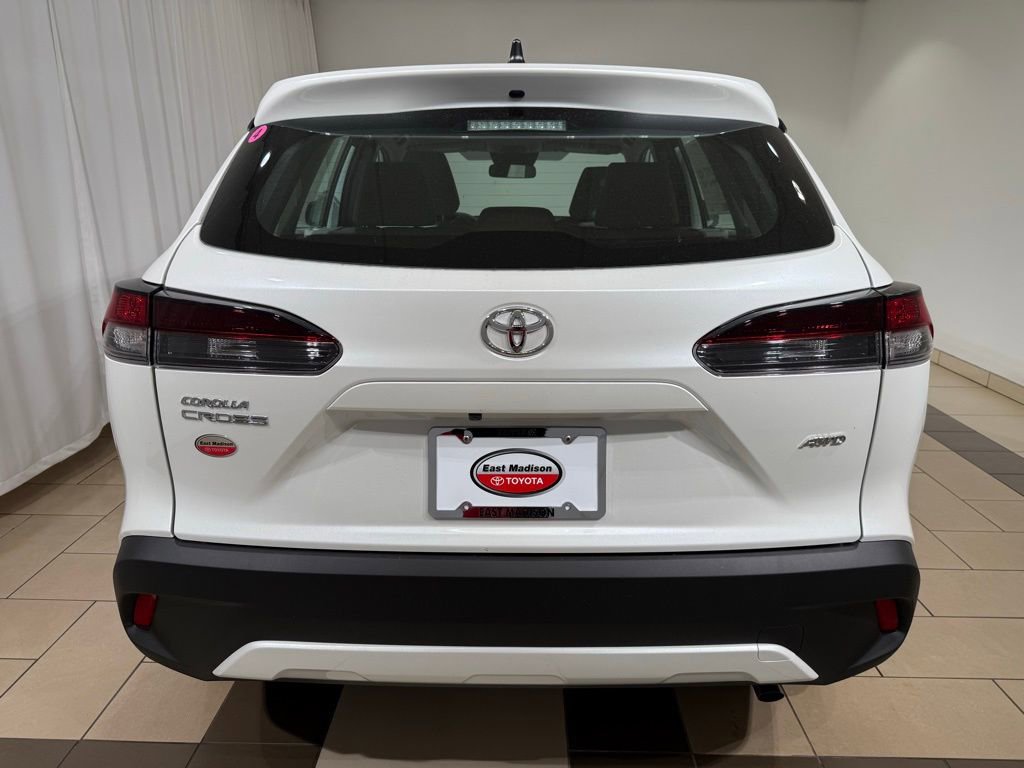 New 2026 Toyota Corolla Cross L image 4