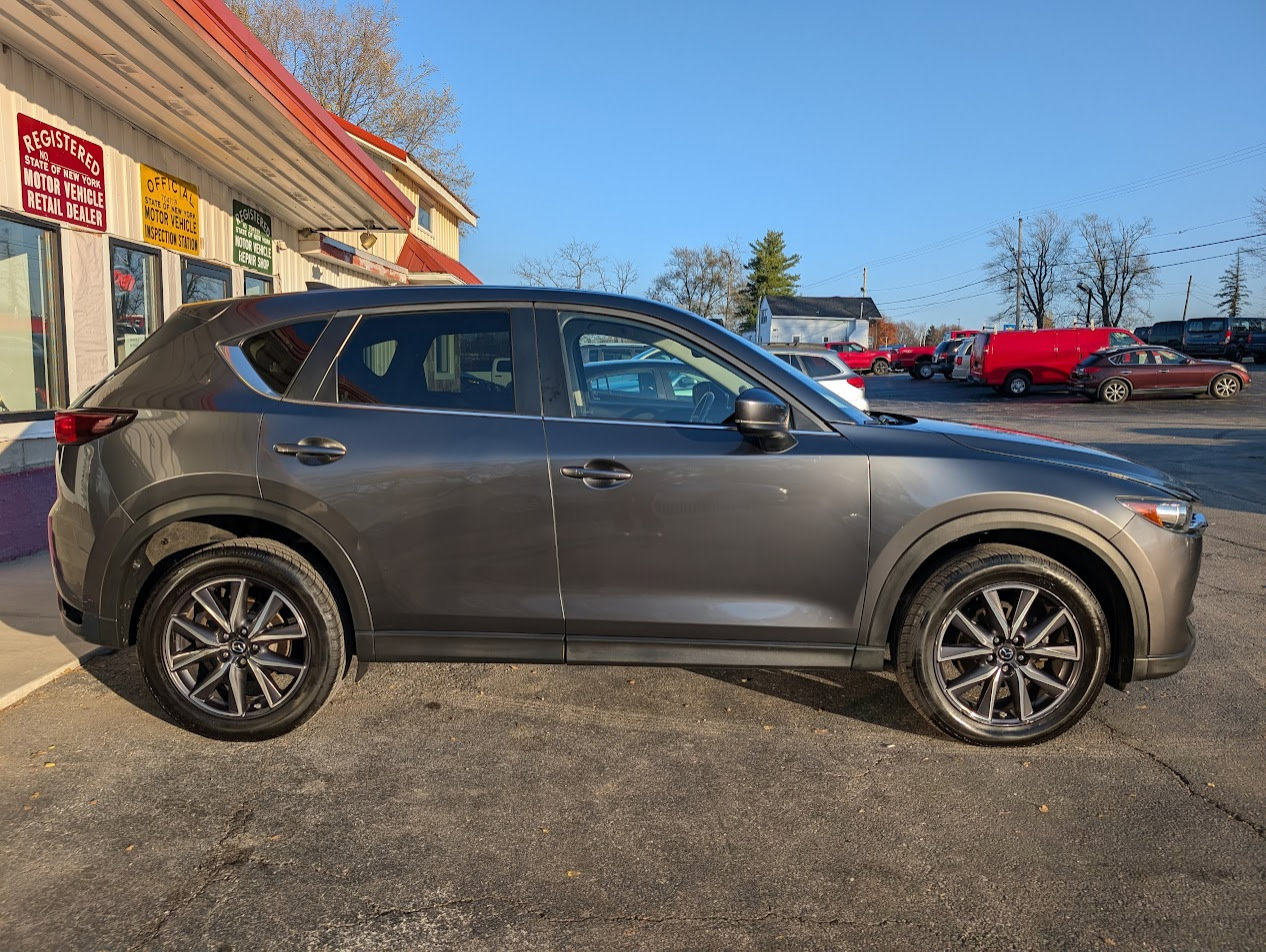 Used 2018 MAZDA CX-5 Touring w/ Preferred Equipment Package image 17