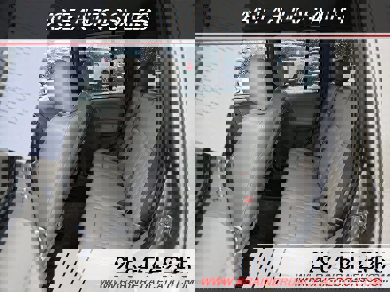 Used 2005 Jeep Liberty Renegade w/ Luxury Group image 11