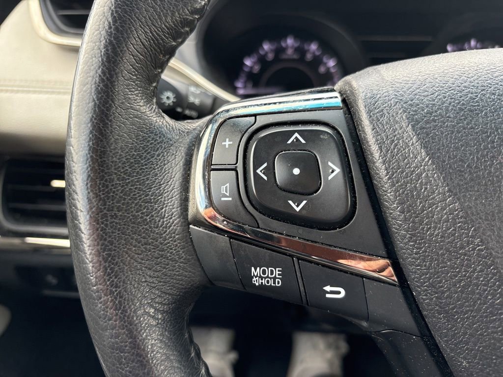 Used 2018 Toyota Avalon XLE w/ All Weather Liner Package image 22