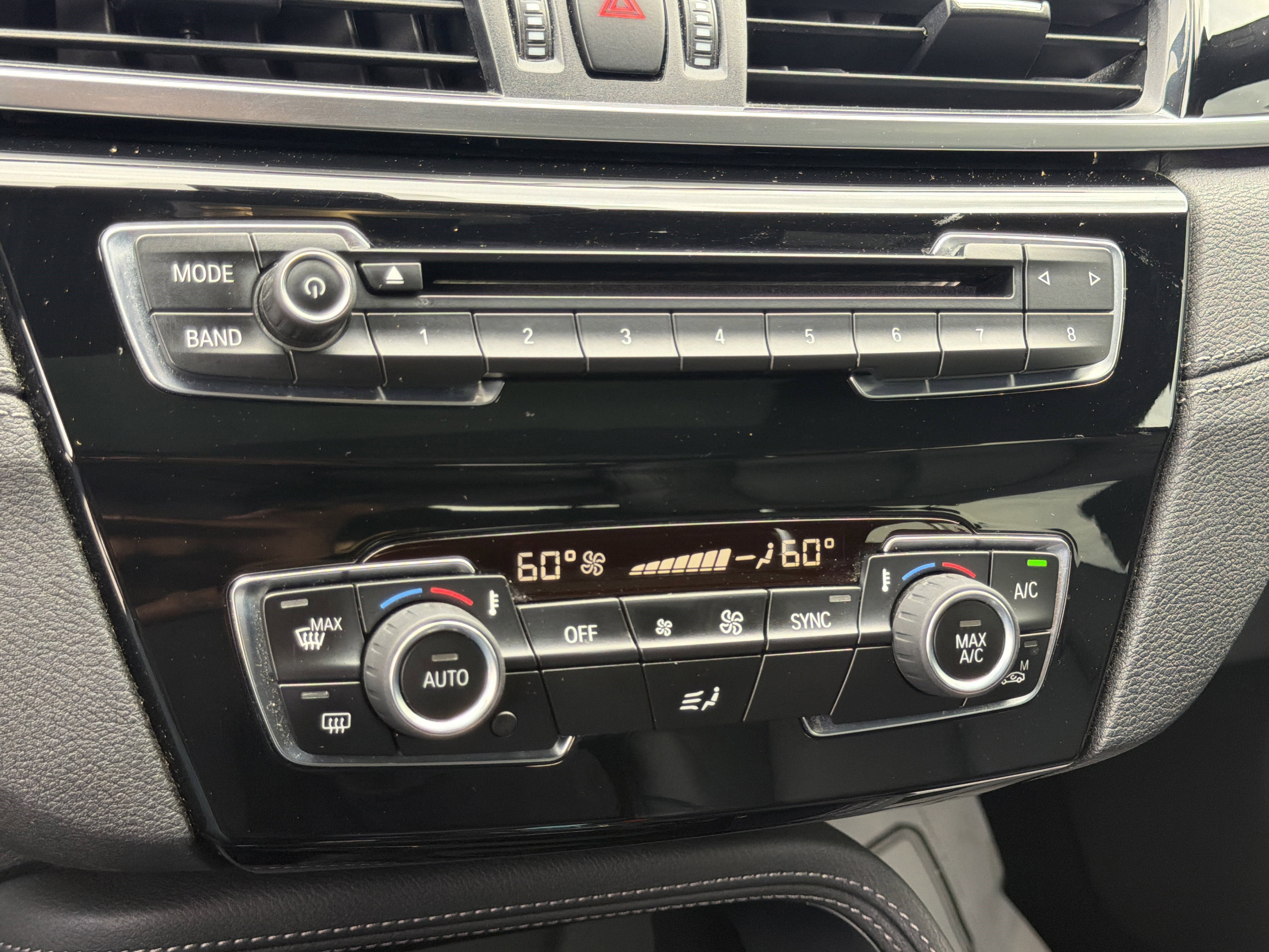 Used 2018 BMW X2 sDrive28i FWD image 25