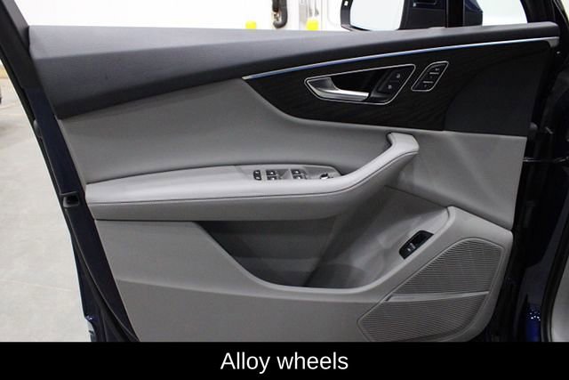 Used 2021 Audi Q7 3.0T Prestige image 17