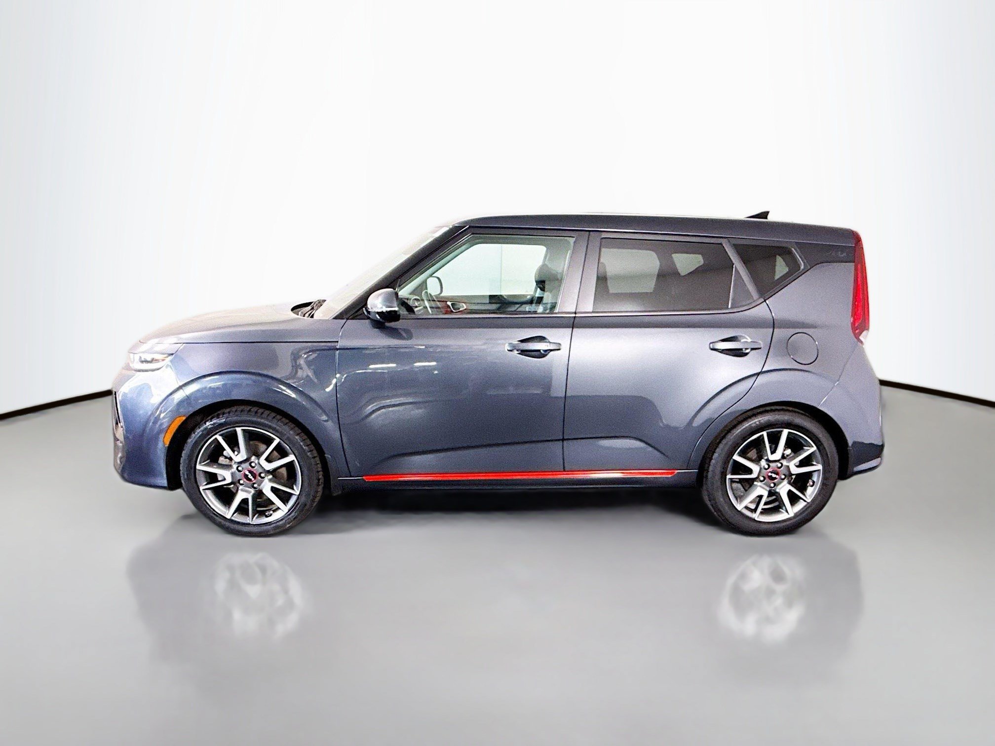 Used 2022 Kia Soul Turbo FWD image 6