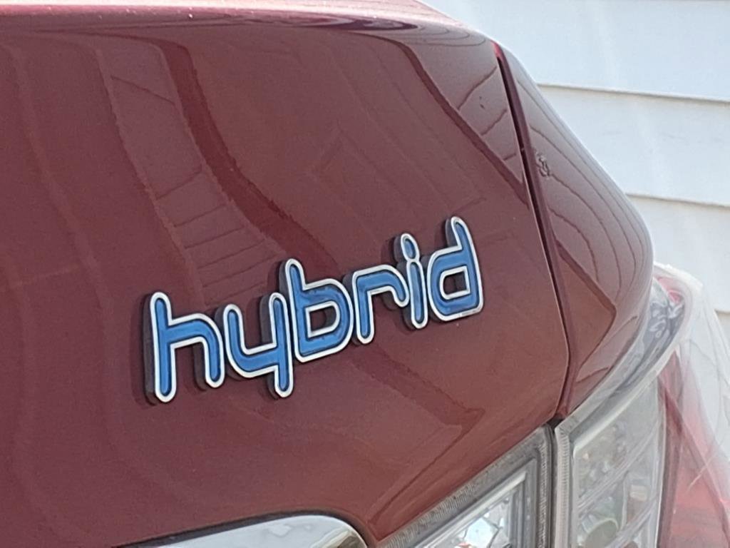 Used 2014 Hyundai Sonata Hybrid image 4